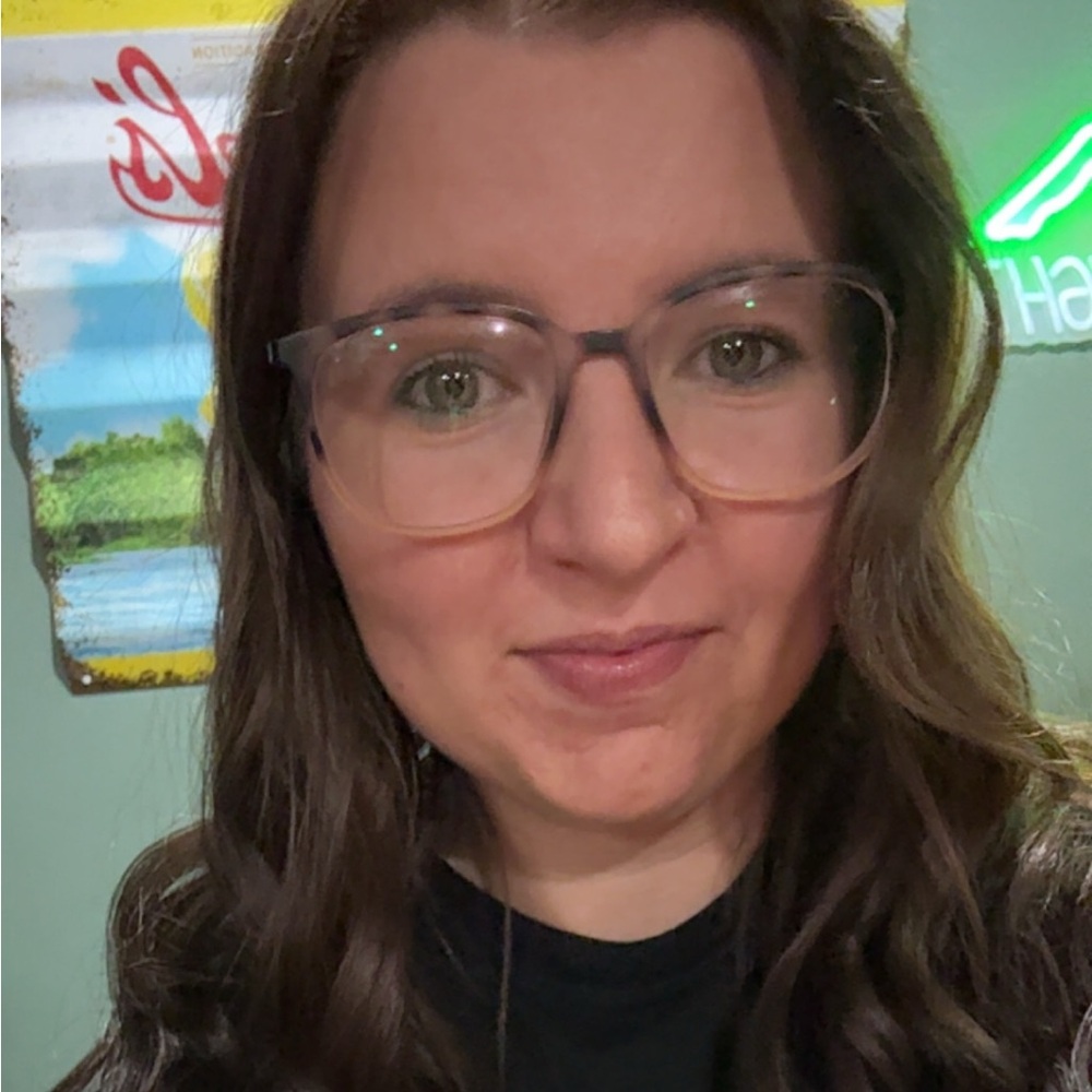 Meet your Posher, Amber